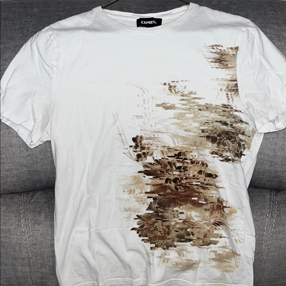 Express Men's Short Sleeve Tee with Brown Graphic